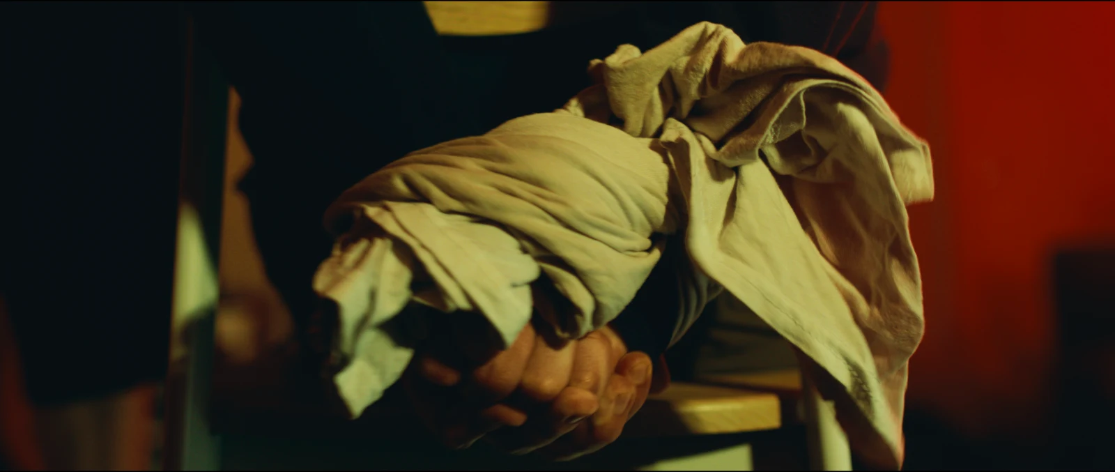 Reservoir — still 12